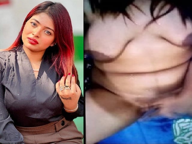 Indian fingering girl naked in horniness viral MMS